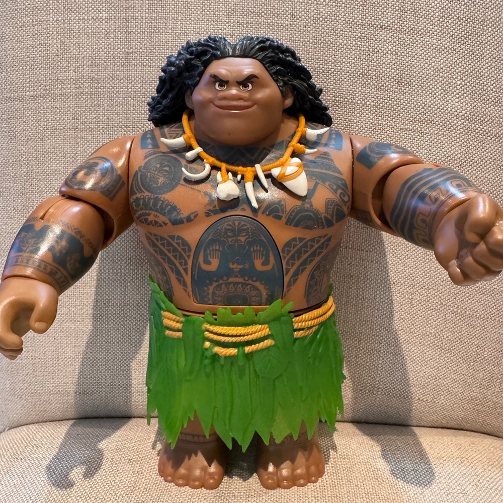 2015 Hasbro Disney Moana WORKS!! 10.5”